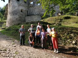 Aktivity za mesiac august v našom altánku - 235940858_365269805149151_2191039492410192809_n