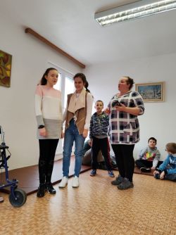Deti zo spojenej školy internátnej v zariadení - 18_zmensena