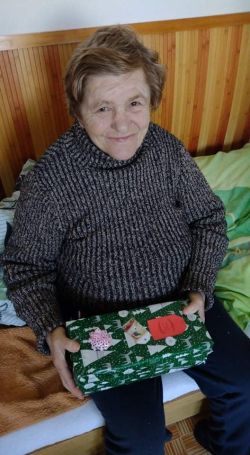 Koľko lásky sa zmestí do krabice od topánok - received_593814961708434