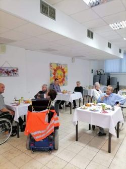 Štedrá večera v zariadení css-bystričan - received_337390111250477