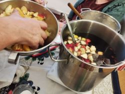 Výroba vianočnej kolekcie - 3_zmensena
