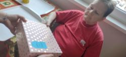 Koľko lásky sa zmestí do krabice od topánok - 32_zmensena