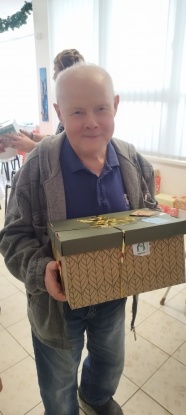 Koľko lásky sa zmestí do krabice od topánok - 8_zmensena