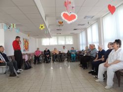 Beseda"srdce k srdcu" s ivanom slamkom a dobrovoľníkmi - m_DSCN5029