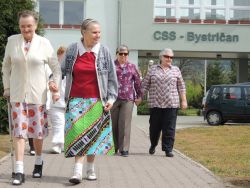 Slniečko nás pomaly ťahá von - M dscn1964