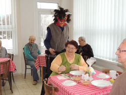 Niektorí povedali básničku, niektorí modlitbičku a niektorí zaspievali.