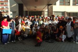 Spoločná pamätná fotka - fašiangy 2012