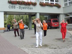 Návšteva dobrovoľníkov zo združenia kresťanskej mládeže a taoistického tai chi - m_DSCN5933