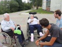 Návšteva dobrovoľníkov zo združenia kresťanskej mládeže a taoistického tai chi - m_DSCN6090