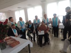Posedenie s jubilantmi pri príležitosti "mesiaca úcty k starším" - m_DSCN2238