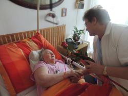 Posedenie s jubilantmi pri príležitosti "mesiaca úcty k starším" - m_DSCN2383