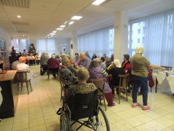 Predvianočná nálada v css - bystričan 2017 - m_DSCN2897