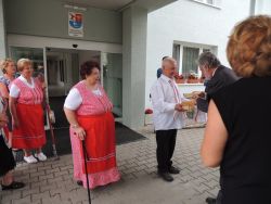 Symbolické privítanie chlebom a soľou