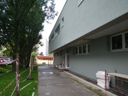 Bočná stena stravovacej prevádzky