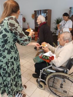 Mesiac úcty k starším - 111_zmensena