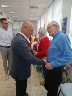 Mesiac úcty k starším - 1140_zmensena