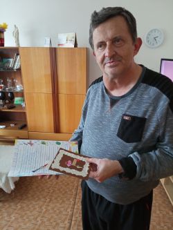 Mesiac úcty k starším - 300