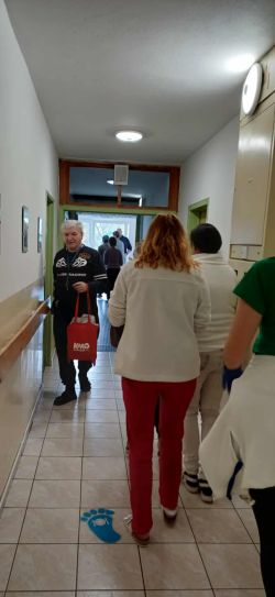 6b1e1efc-4db1-4943-8abe-4c525321b077